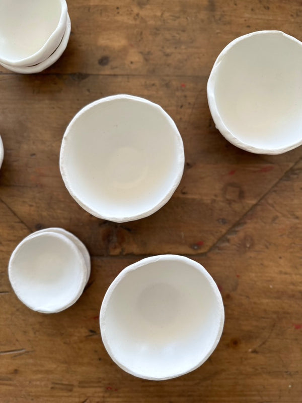 Ceramic condiment bowl high 10∅ 5